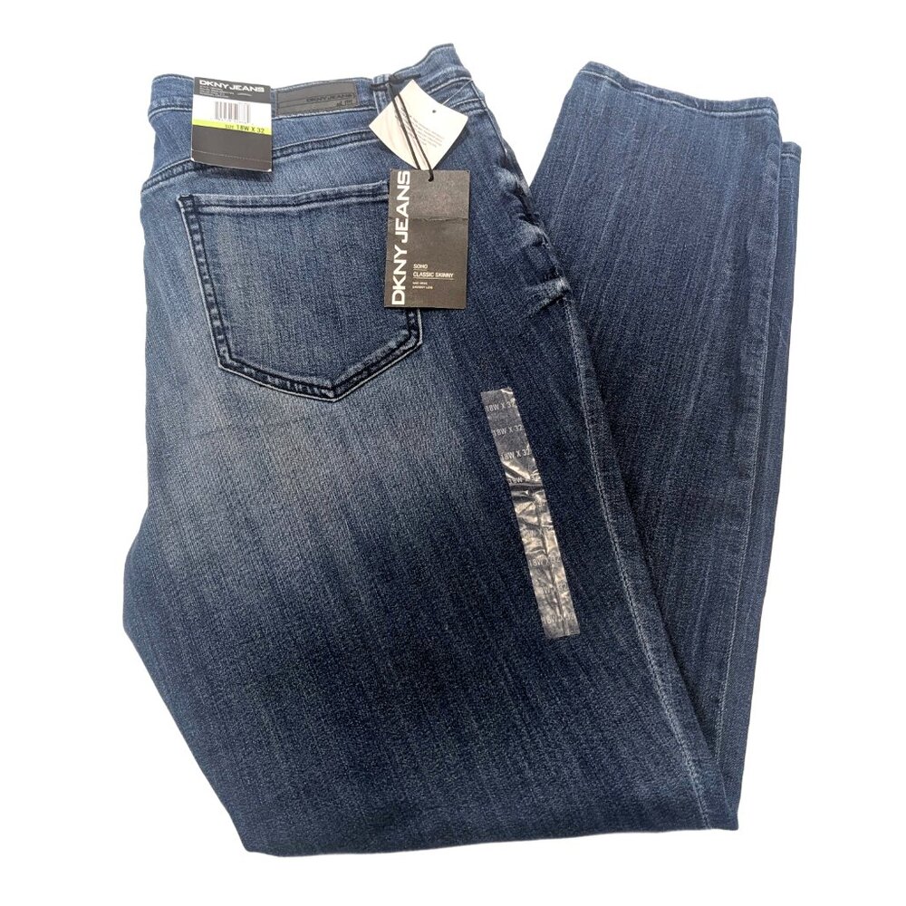 DKNY SOHO Classic Skinny Jeans Women’s 18 / 18W  x 32 Mid Rise Dark Wash NWT